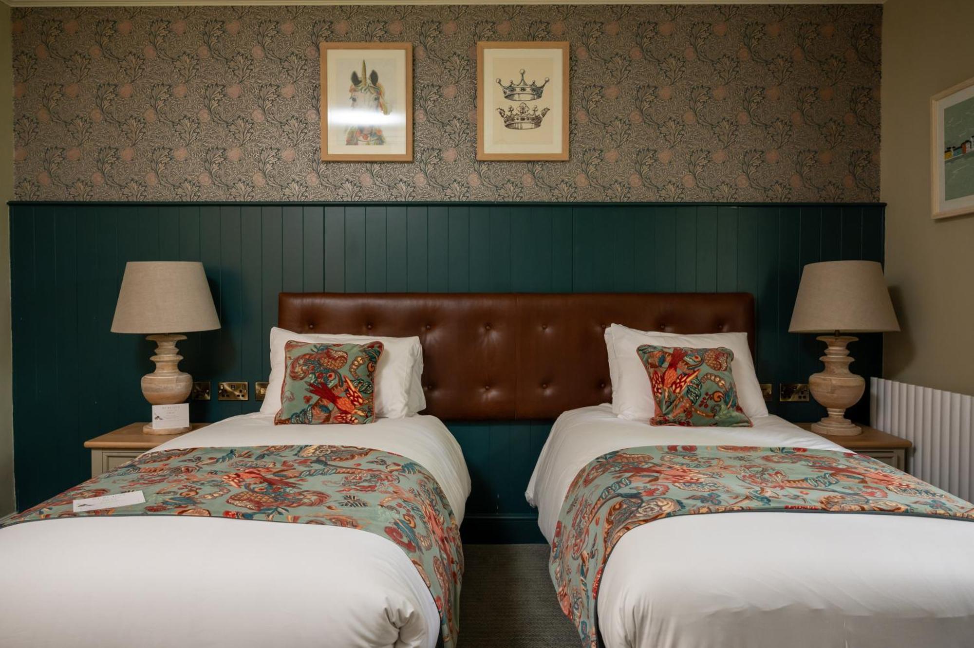 The Royal Inn By Chef & Brewer Collection Портисхед Экстерьер фото