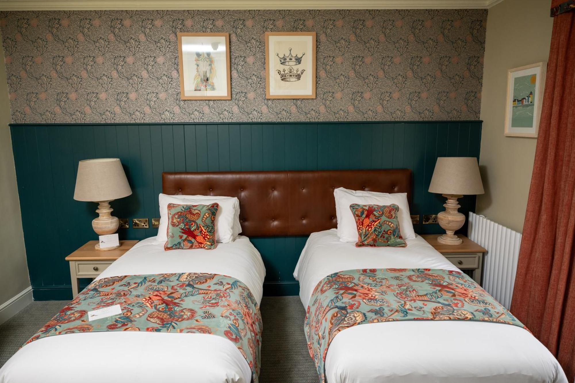 The Royal Inn By Chef & Brewer Collection Портисхед Экстерьер фото