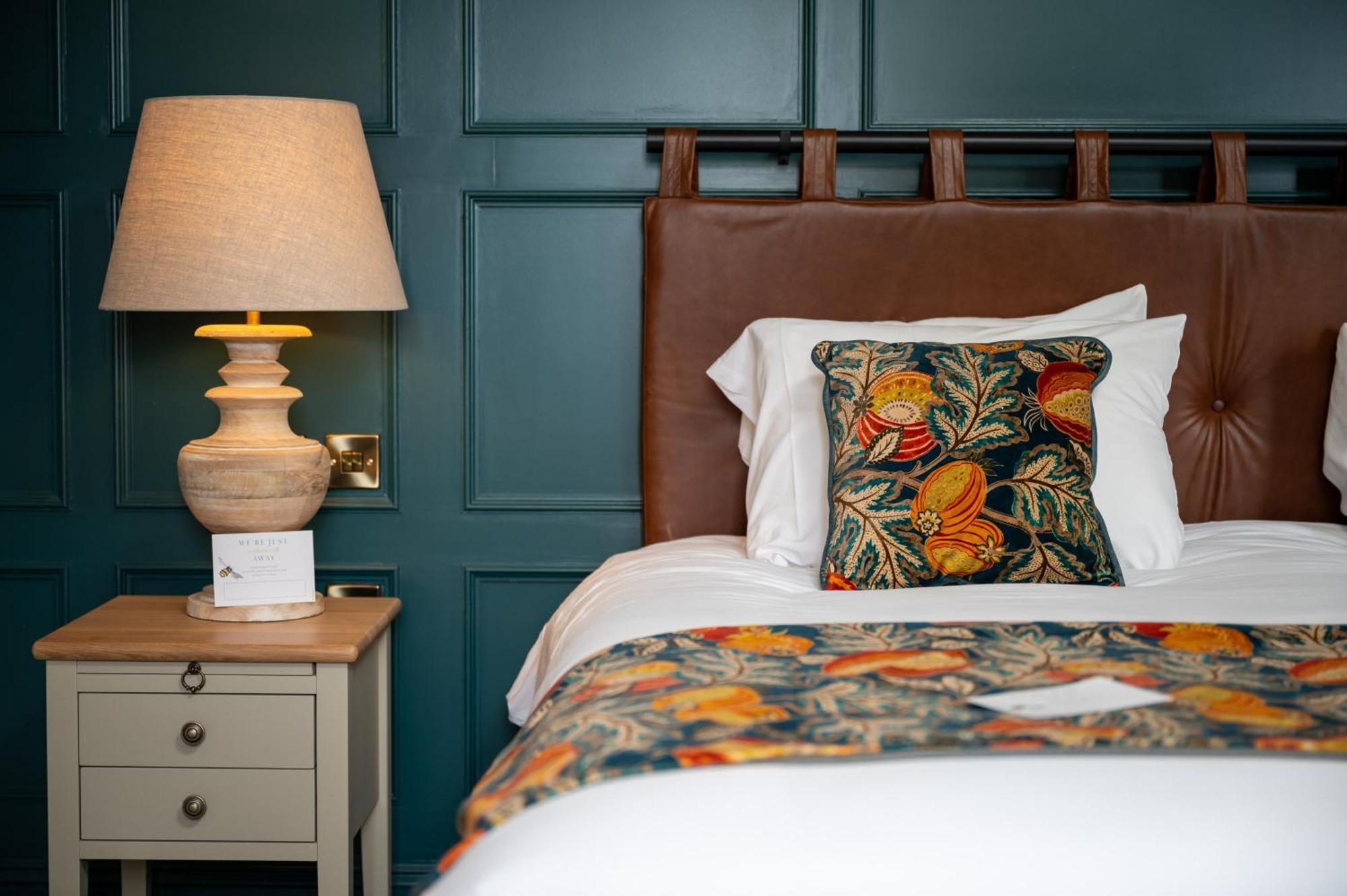 The Royal Inn By Chef & Brewer Collection Портисхед Экстерьер фото