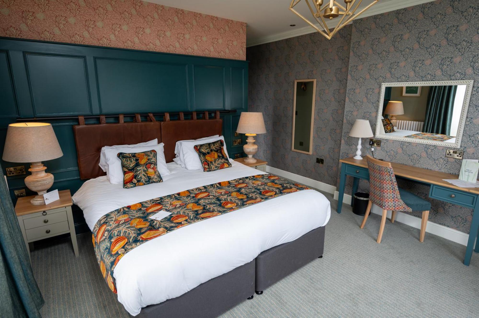 The Royal Inn By Chef & Brewer Collection Портисхед Экстерьер фото
