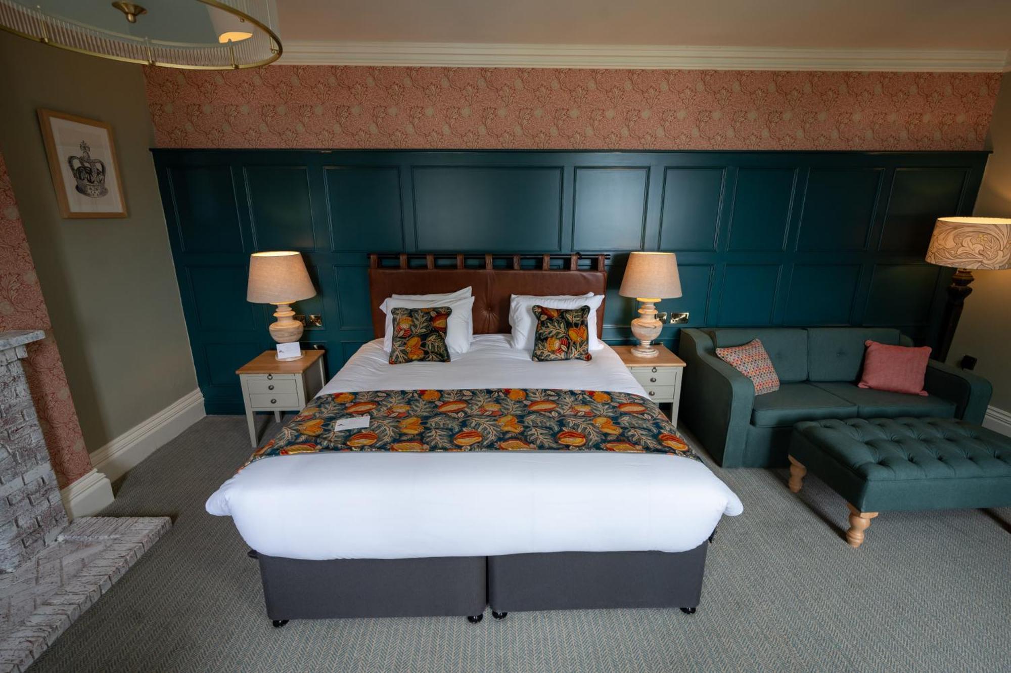 The Royal Inn By Chef & Brewer Collection Портисхед Экстерьер фото