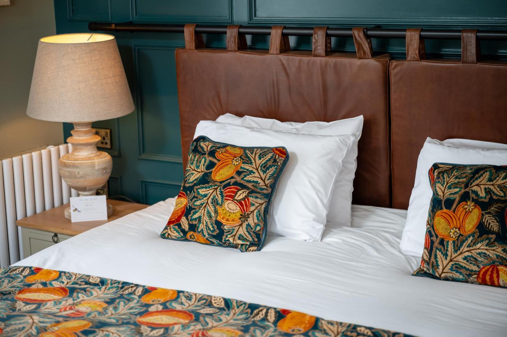 The Royal Inn By Chef & Brewer Collection Портисхед Экстерьер фото